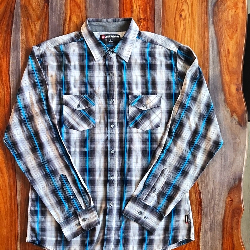Nice Men's Airwalk Button Down Shirt, XL, 2 Front Pockets, Black, Blue